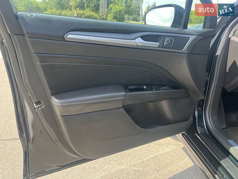 Седан Ford Fusion 2013 в Киеве фото 18 Седан Ford Fusion 2013 в Киеве