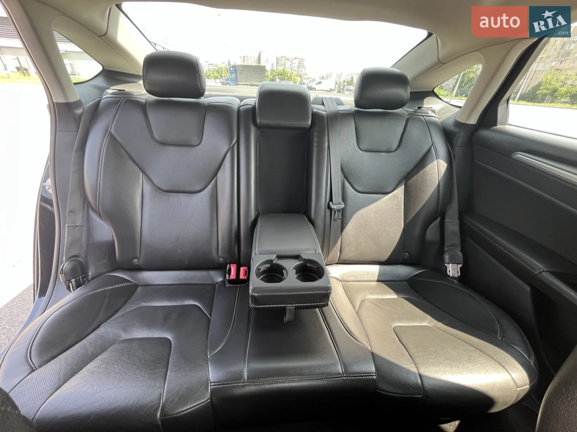 2013 Ford Fusion - мініатюра 29