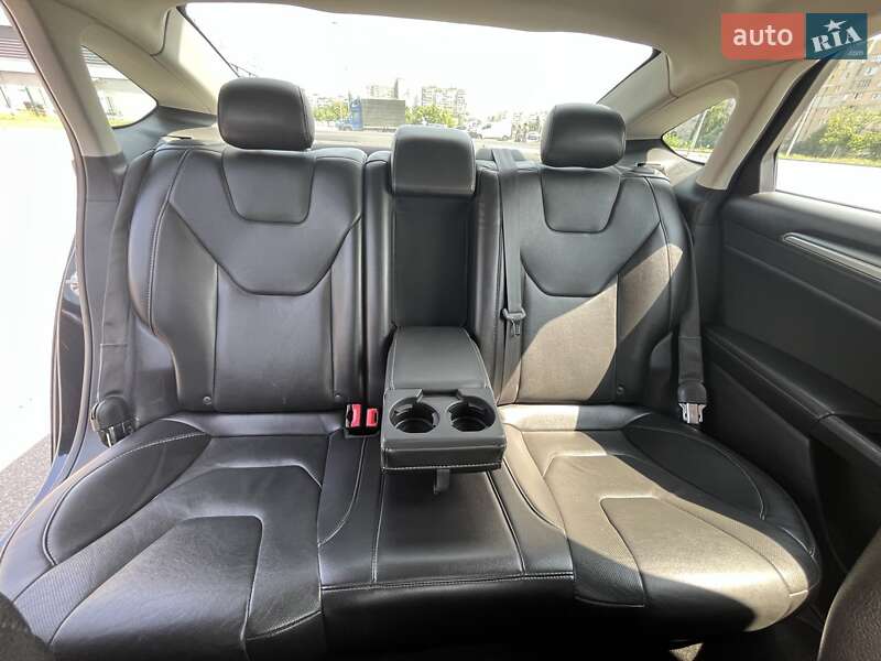 Седан Ford Fusion 2013 в Киеве фото 29 Седан Ford Fusion 2013 в Киеве