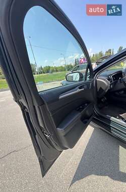 Седан Ford Fusion 2013 в Києві