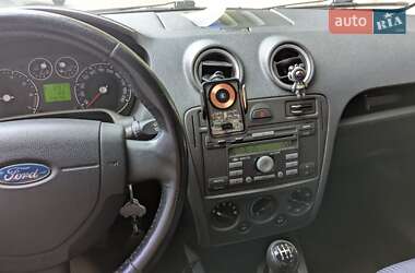 Хэтчбек Ford Fusion 2008 в 