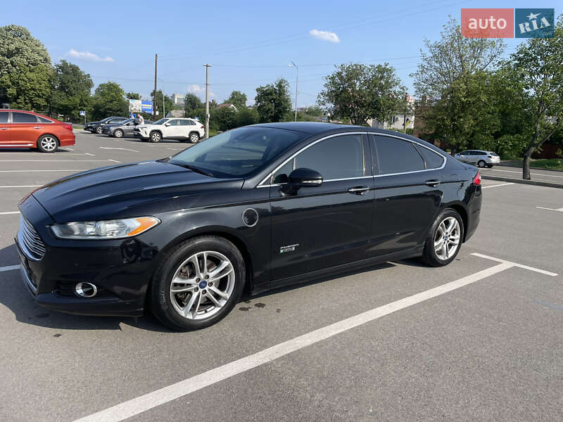 Седан Ford Fusion 2015 в Киеве