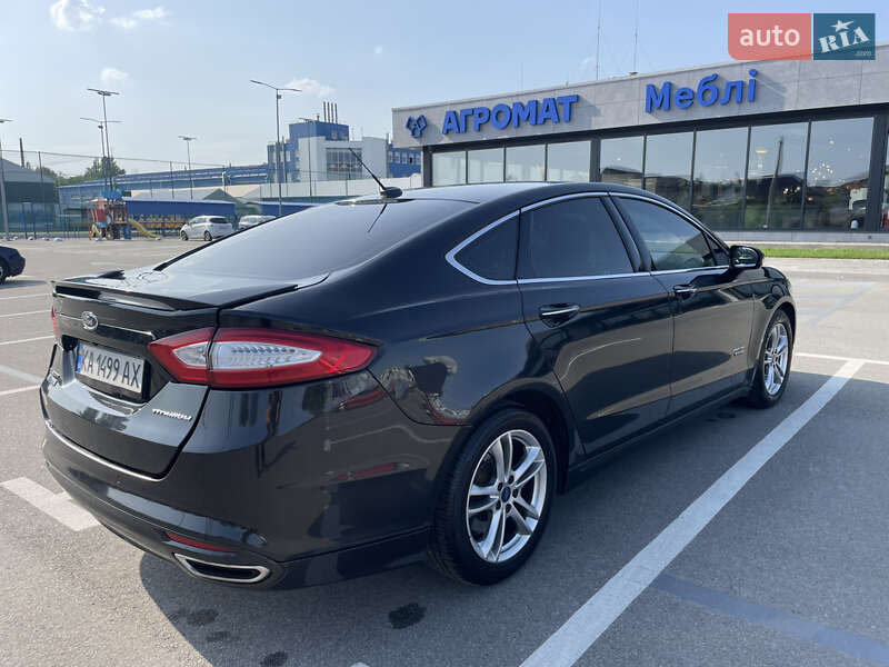 Седан Ford Fusion 2015 в Киеве