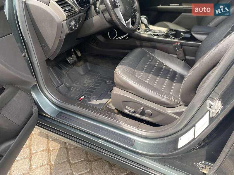 Седан Ford Fusion 2015 в Тернополе