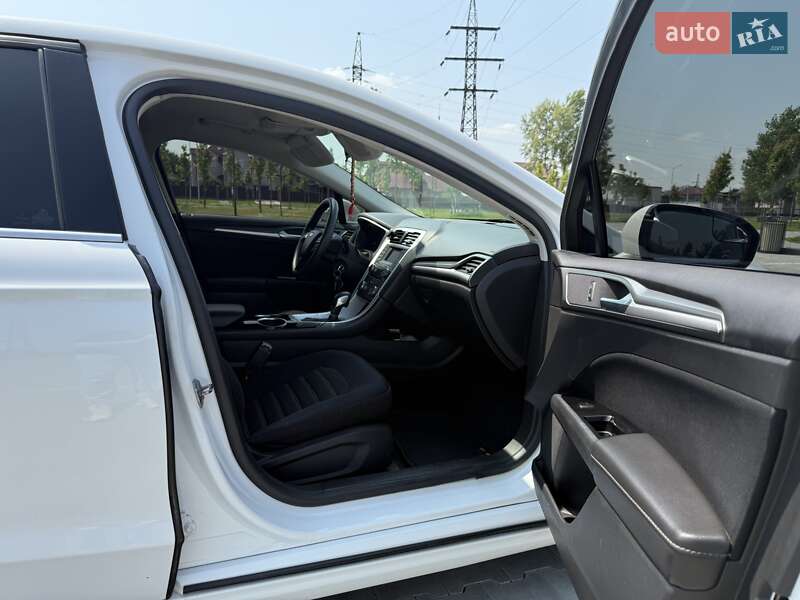 Седан Ford Fusion 2012 в Ирпене