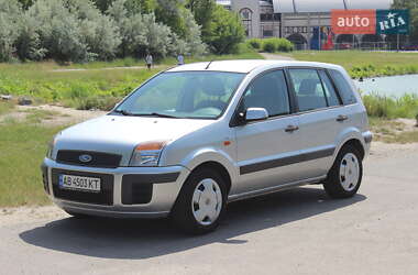 Хэтчбек Ford Fusion 2008 в 