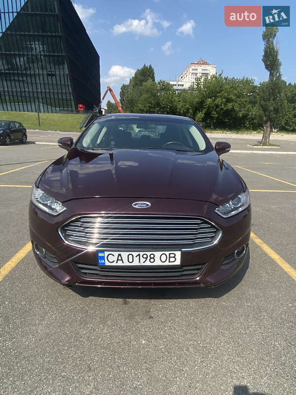 Седан Ford Fusion 2013 в Киеве