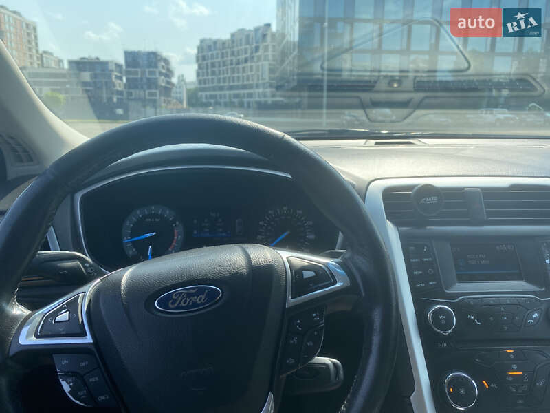 Седан Ford Fusion 2013 в Киеве
