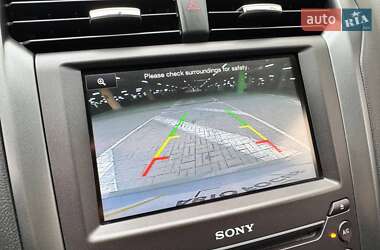 Седан Ford Fusion 2015 в 