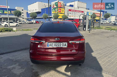 Седан Ford Fusion 2019 в 