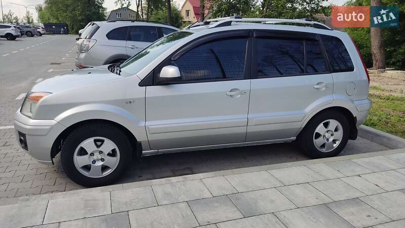 Хэтчбек Ford Fusion 2010 в Ирпене