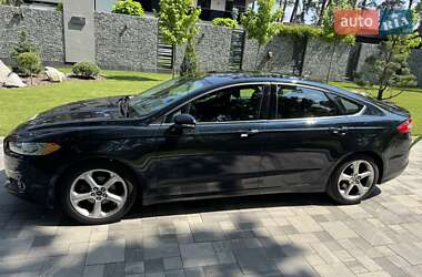 Седан Ford Fusion 2014 в 