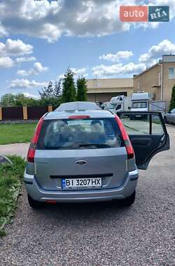 Хетчбек Ford Fusion 2004 в 