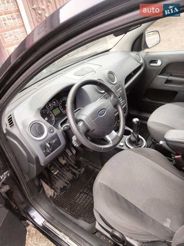 Хэтчбек Ford Fusion 2011 в Кропивницком фото 5 Хэтчбек Ford Fusion 2011 в Кропивницком