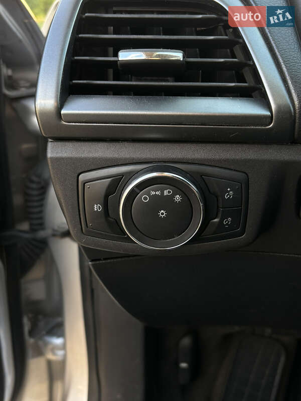 Седан Ford Fusion 2014 в Николаеве фото 17 Седан Ford Fusion 2014 в Николаеве