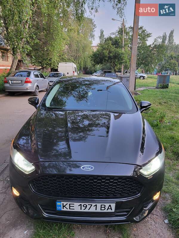 Ford Fusion 2015