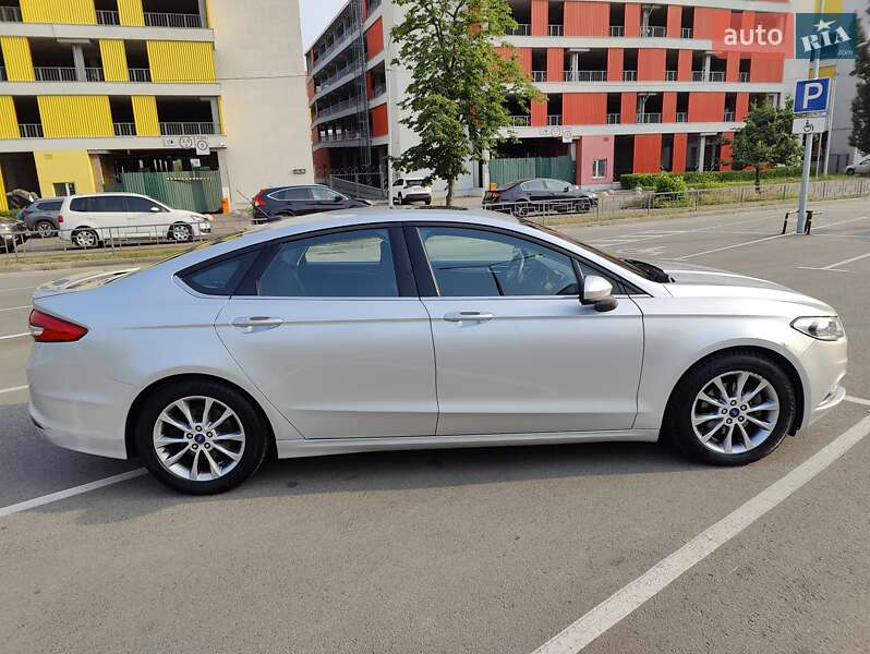 Седан Ford Fusion 2016 в Киеве фото 8 Седан Ford Fusion 2016 в Киеве