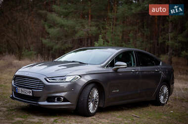 Седан Ford Fusion 2013 в 