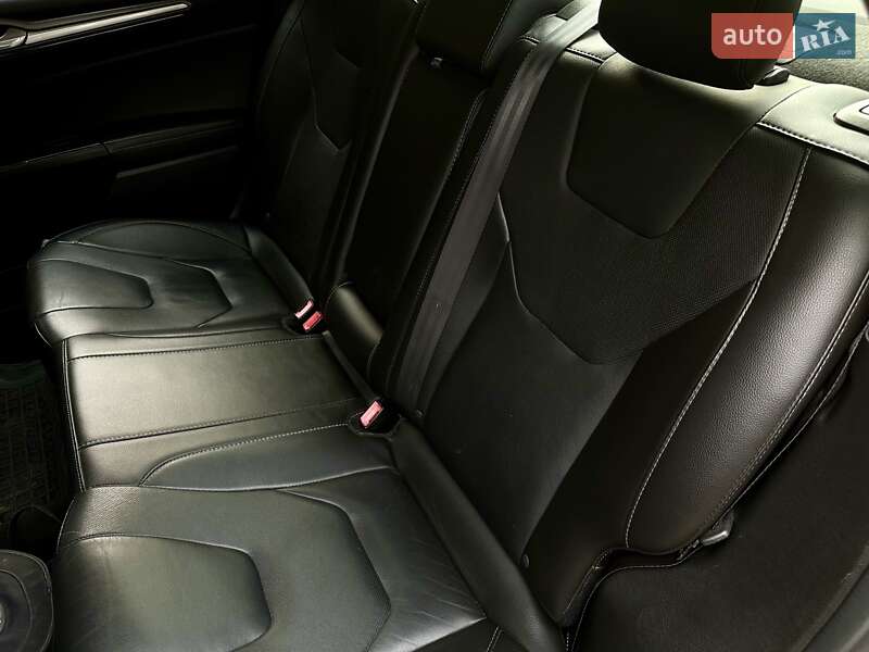 Седан Ford Fusion 2013 в Кременчуге