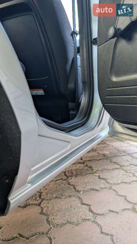 Хэтчбек Ford Fusion 2010 в Черкассах