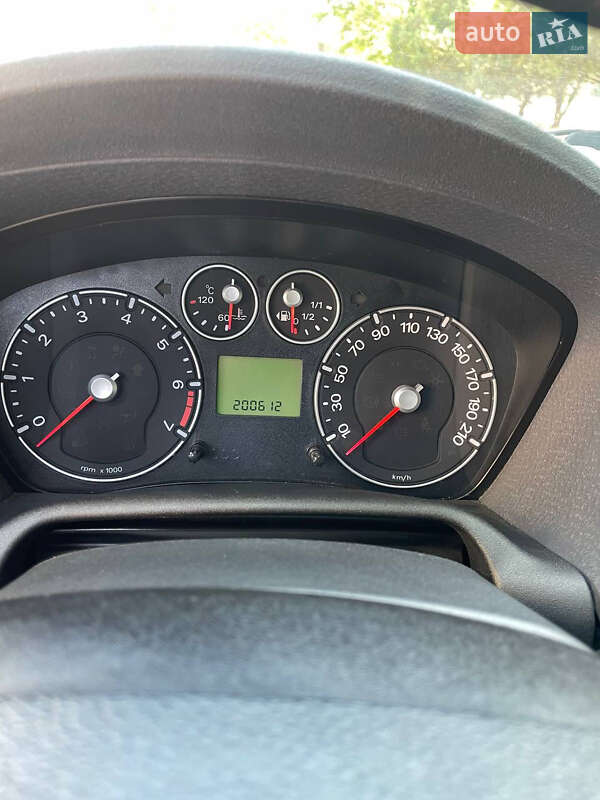 Хэтчбек Ford Fusion 2010 в Черкассах