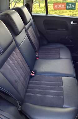 Хэтчбек Ford Fusion 2009 в 