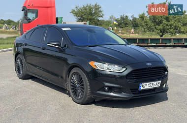 Седан Ford Fusion 2013 в 