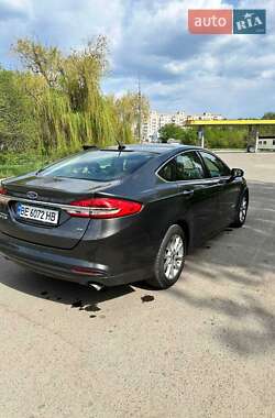 Седан Ford Fusion 2018 в 