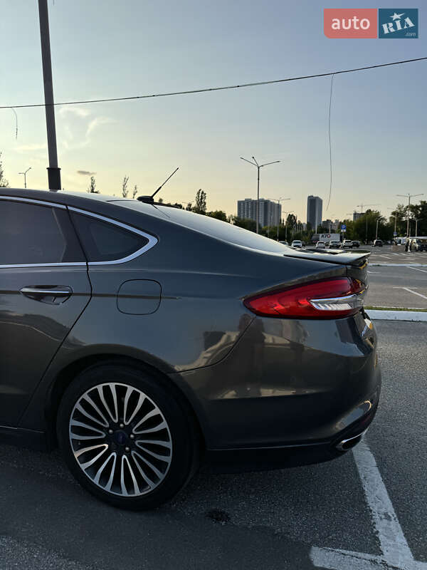 Седан Ford Fusion 2016 в Києві