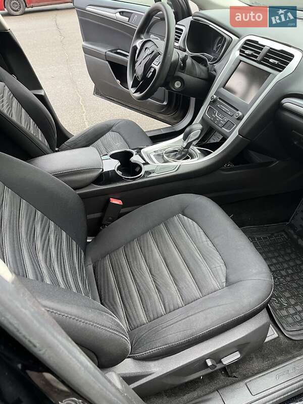 Седан Ford Fusion 2016 в Киеве