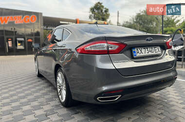 Седан Ford Fusion 2014 в 