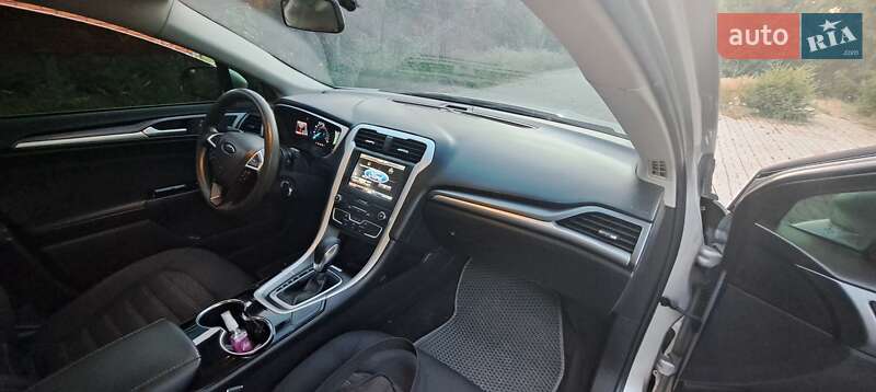 Седан Ford Fusion 2015 в Запорожье фото 12 Седан Ford Fusion 2015 в Запорожье