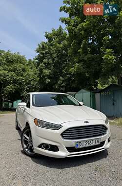 Седан Ford Fusion 2013 в 