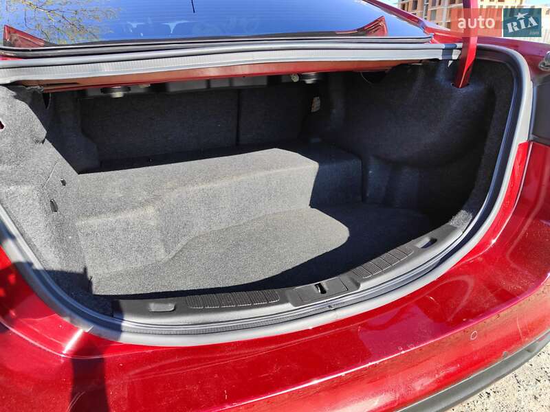 Седан Ford Fusion 2015 в Дрогобыче