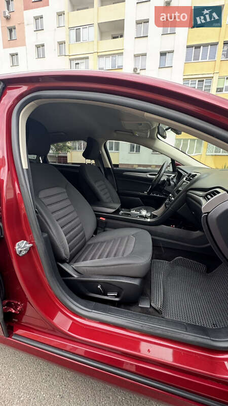 Седан Ford Fusion 2017 в Харкові