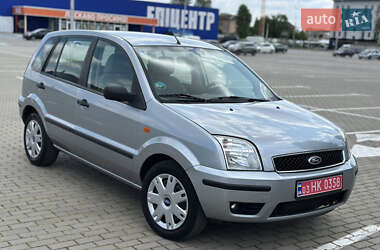 Хэтчбек Ford Fusion 2005 в 
