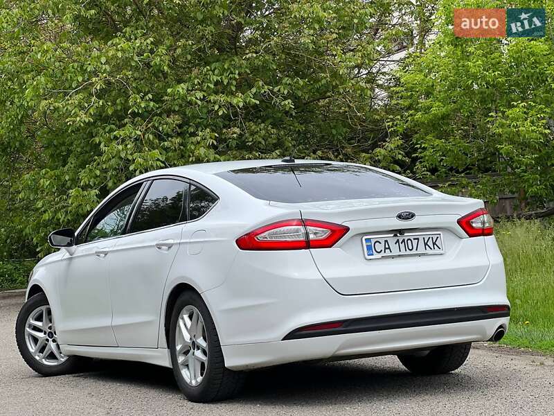Седан Ford Fusion 2014 в Корсуне-Шевченковском