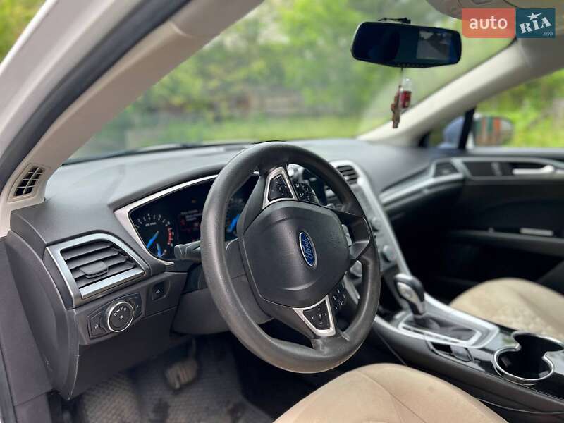 Седан Ford Fusion 2014 в Корсуне-Шевченковском