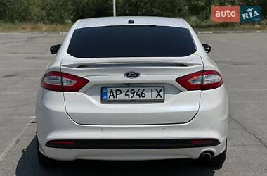 Седан Ford Fusion 2013 в 
