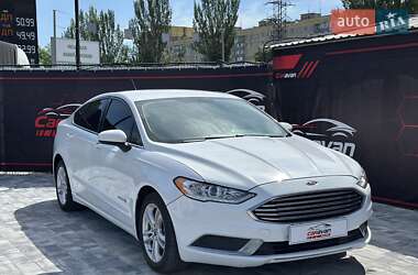 Седан Ford Fusion 2018 в 