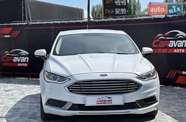 Седан Ford Fusion 2018 в 