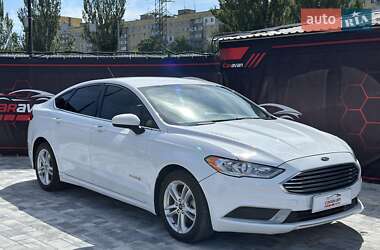 Седан Ford Fusion 2018 в 
