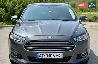 Седан Ford Fusion 2015 в 