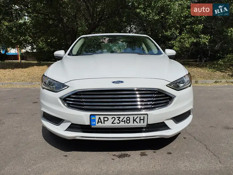 Седан Ford Fusion 2018 в 