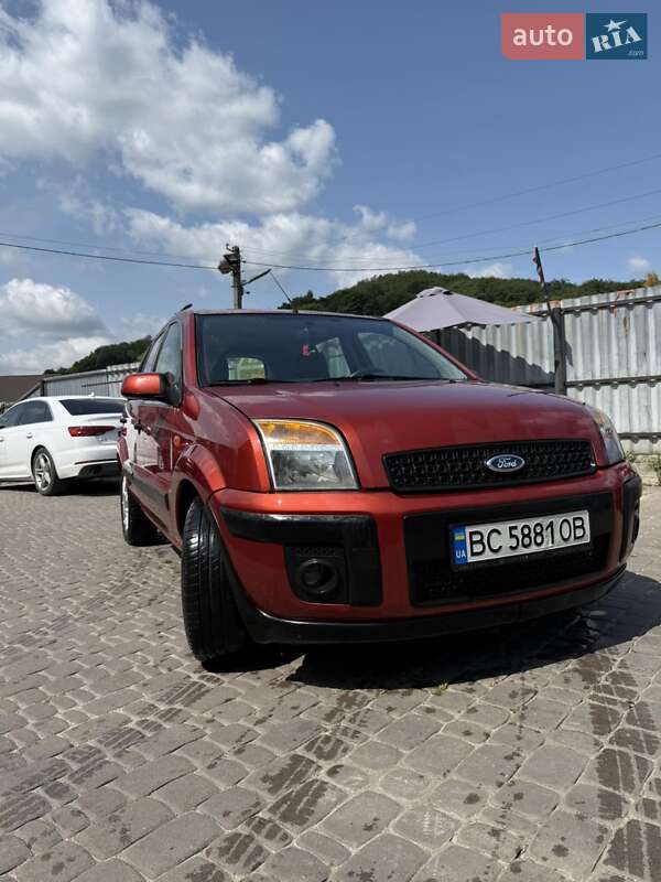 Хетчбек Ford Fusion 2008 в Львові