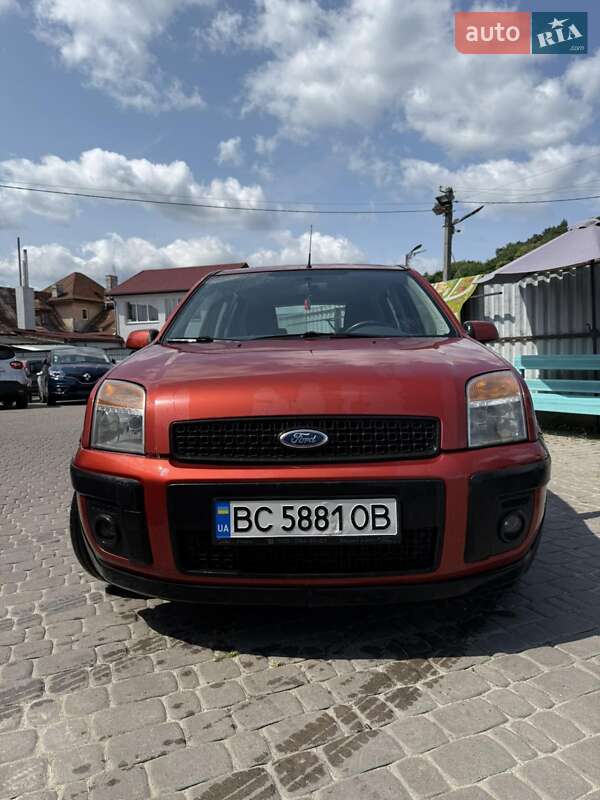 Хетчбек Ford Fusion 2008 в Львові