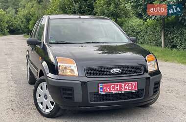 Хетчбек Ford Fusion 2008 в 
