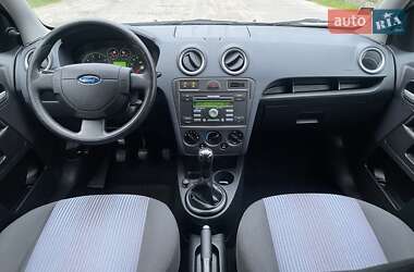 Хетчбек Ford Fusion 2008 в 
