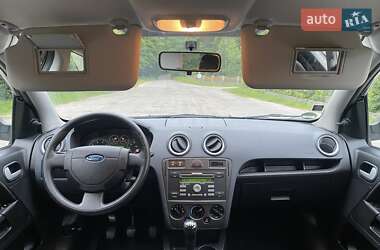 Хетчбек Ford Fusion 2008 в 