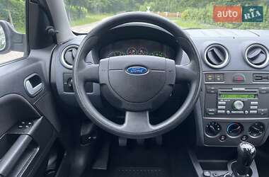 Хетчбек Ford Fusion 2008 в 
